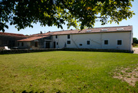Maison à vendre à Fontaine-Chalendray, Charente-Maritime - 267.500 € - photo 10