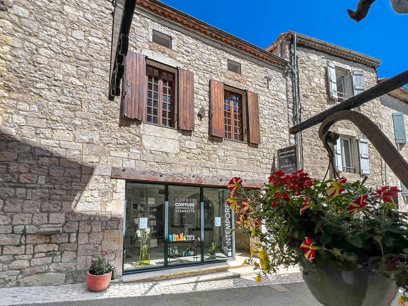 Maison à vendre à Montcuq-en-Quercy-Blanc, Lot - 275.600 € - photo 1