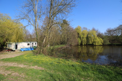 French property for sale in Nuillé-sur-Vicoin, Mayenne - €246,100 - photo 1