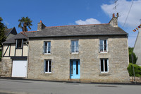 Terrace for sale in La Trinité-Porhoët Morbihan Brittany