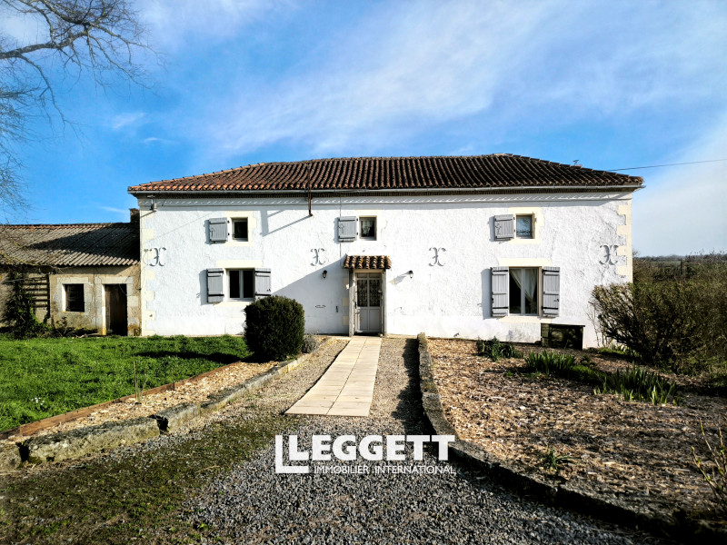 Maison 4 pièce(s), MILLAC