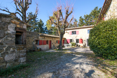 Maison à vendre à La Bégude-de-Mazenc, Drôme, Rhône-Alpes, avec Leggett Immobilier