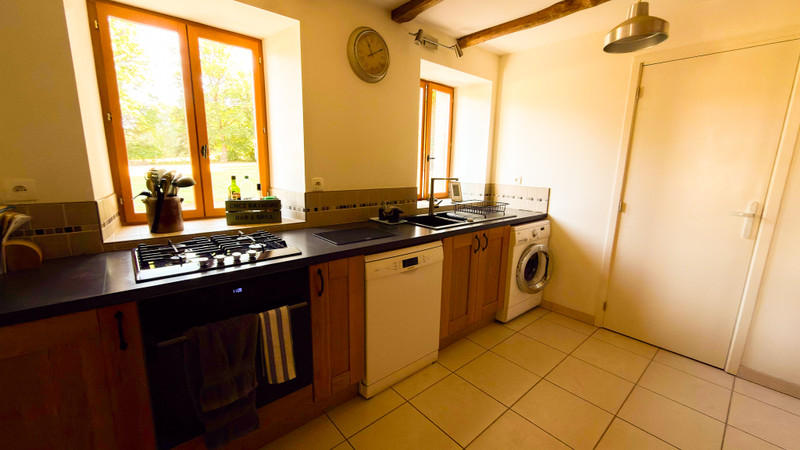 French property for sale in Châlus, Haute-Vienne - €246,100 - photo 3