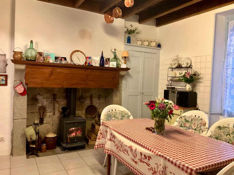 French property for sale in Issoudun-Létrieix, Creuse - €117,720 - photo 4