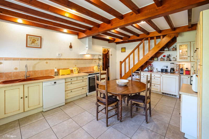 French property for sale in Mios, Gironde - €820,000 - photo 6
