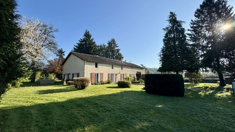 French property for sale in Limalonges, Deux-Sèvres - €240,750 - photo 1