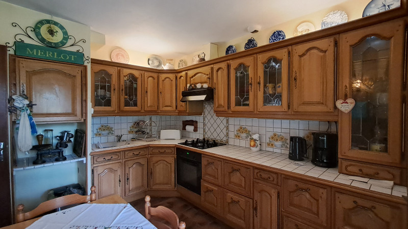 French property for sale in Gardes-le-Pontaroux, Charente - €195,000 - photo 2