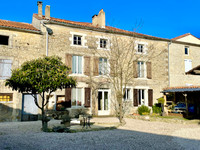 Maison à vendre à Bessé, Charente - 199.800 € - photo 1