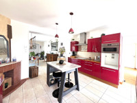 Maison à vendre à Les Églisottes-et-Chalaures, Gironde - 230.050 € - photo 2