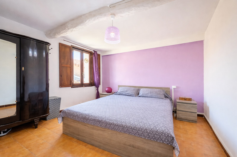 French property for sale in Puissalicon, Hérault - €112,000 - photo 3