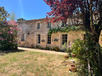 Maison à vendre à Saint-Palais-sur-Mer, Charente-Maritime - 682.500 € - photo 2