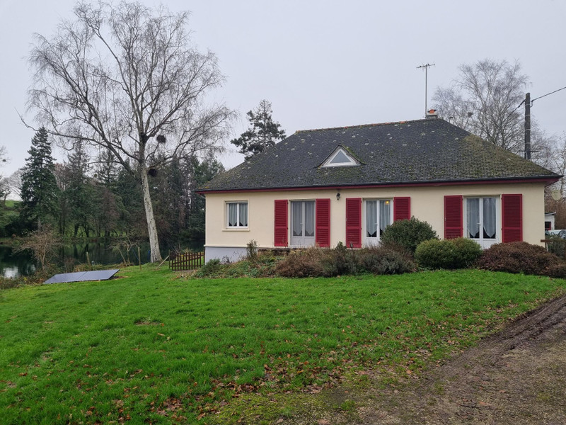 French property for sale in Montaudin, Mayenne - €519,400 - photo 3