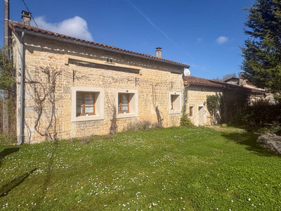 French property for sale in Lorigné, Deux-Sèvres - €210,600 - photo 8