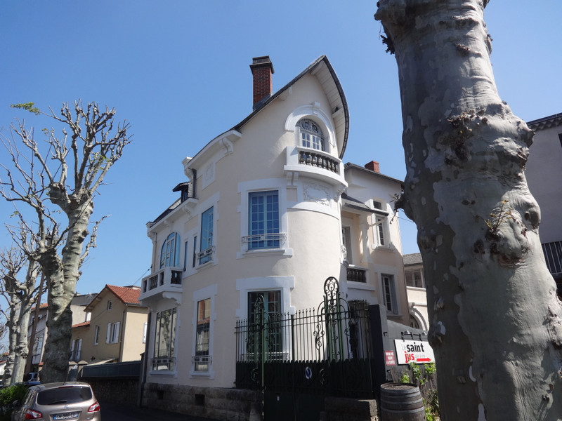 Maison à vendre à Brioude, Haute-Loire - 205 200 € - photo 1
