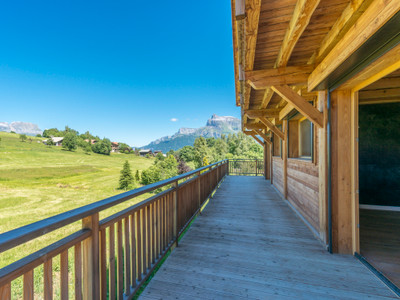
Stunning new build 4 bedroom ski chalet in Combloux, only 500m from the nearest ski lift