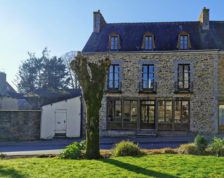 Maison à vendre à Plouguenast-Langast, Côtes-d'Armor - 197.000 € - photo 1