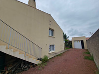 Maison à vendre à Les Sables-d'Olonne, Vendée - 475.000 € - photo 2