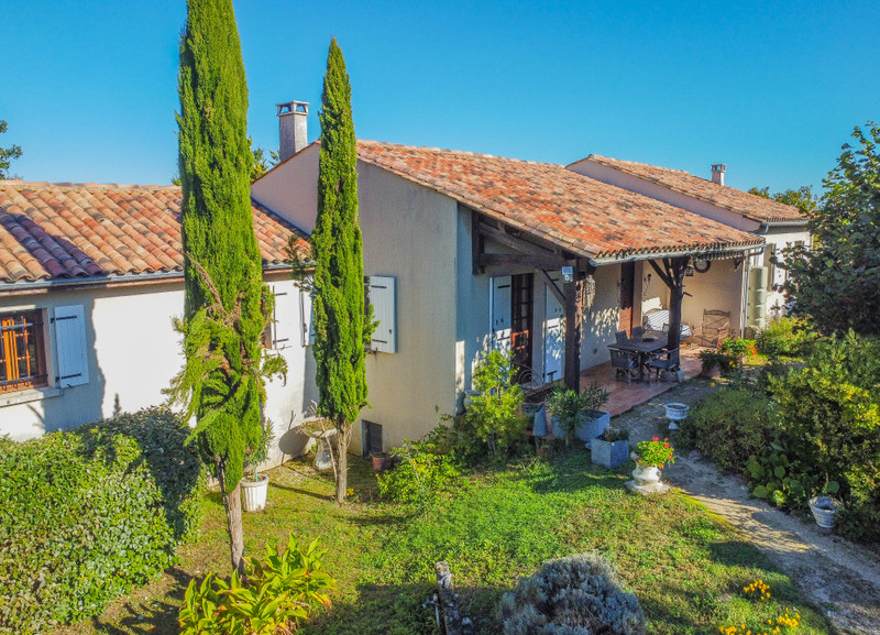 Maison à vendre à Angoulême, Charente - 262.500 € - photo 1