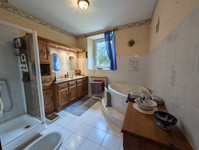 Maison à vendre à Chepniers, Charente-Maritime - 255.500 € - photo 6