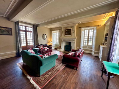 French property for sale in Chalais, Charente - €999,950 - photo 4