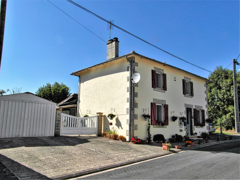 French property for sale in Gajoubert, Haute-Vienne - €136,250 - photo 2