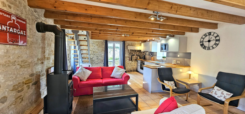 French property for sale in Saint-Valérien, Vendée - €499,200 - photo 6