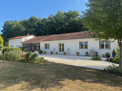 house for sale in Charente