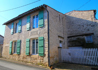 Maison à vendre à Néré, Charente-Maritime - 198 999 € - photo 1