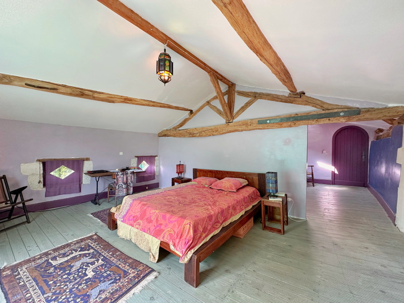 French property for sale in Bonnes, Charente - €420,000 - photo 5