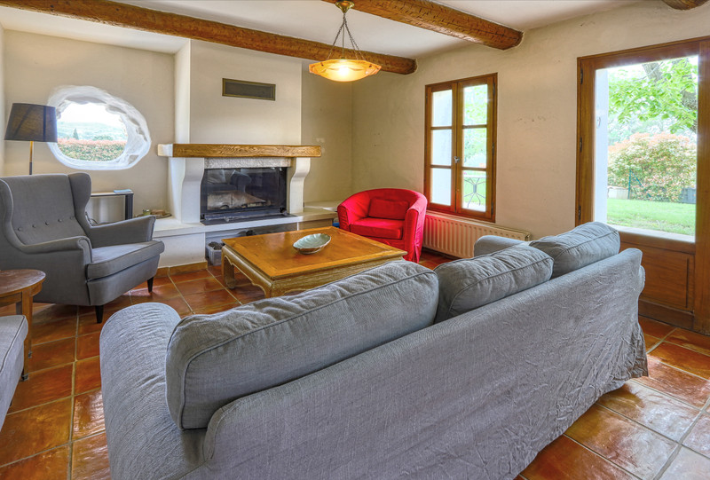 French property for sale in Gargas, Vaucluse - €375,000 - photo 3