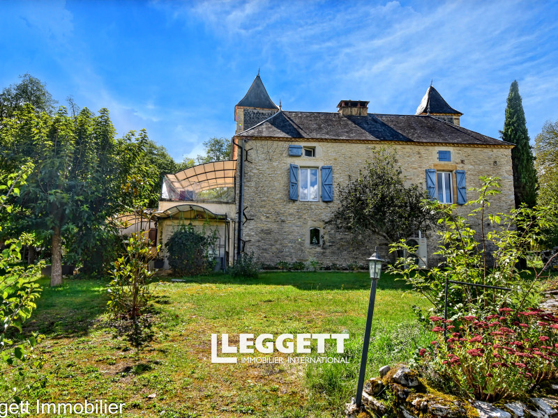 Maison 10 pièce(s), LÉOBARD