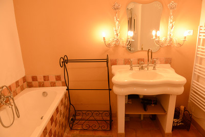 French property for sale in Collobrières, Var - €259,600 - photo 7