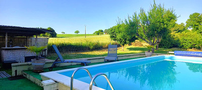 French property for sale in Montignac-le-Coq, Charente - €247,311 - photo 1