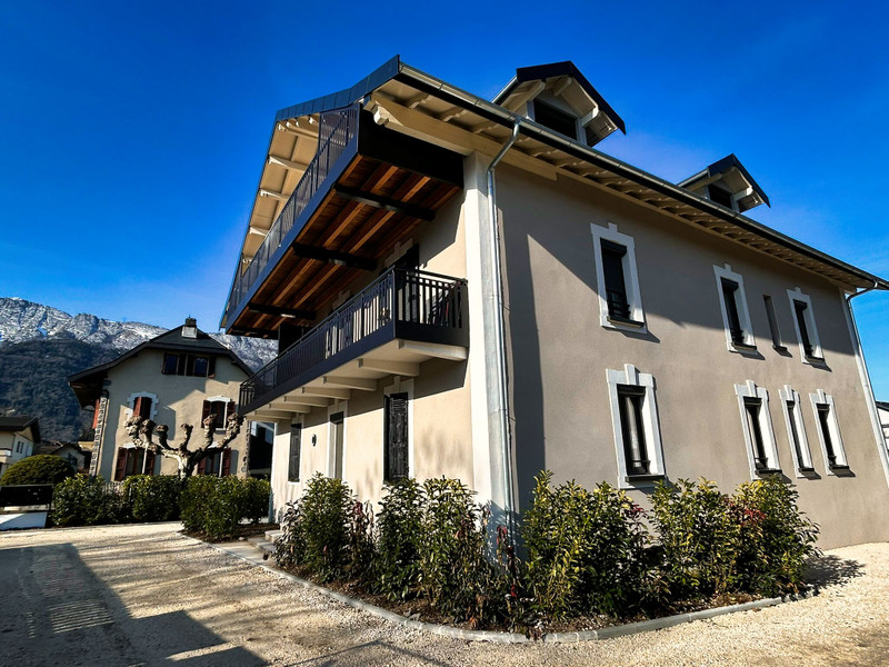 French property for sale in Doussard, Haute-Savoie - €533,520 - photo 1