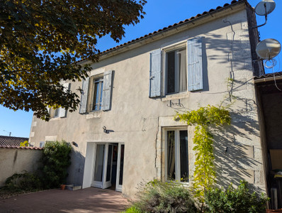 house for sale in Charente