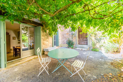 Maison à vendre à Villeneuve-Minervois, Aude, Languedoc-Roussillon, avec Leggett Immobilier
