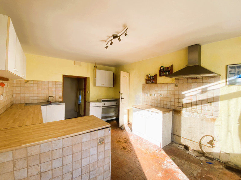 French property for sale in Saint-Saturnin, Cher - €66,600 - photo 4