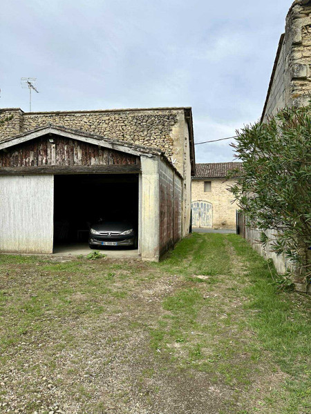 French property for sale in Blasimon, Gironde - €299,500 - photo 6