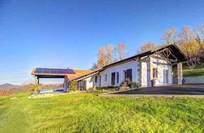 house for sale in Pyrénées-Atlantiques