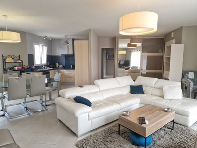 French property for sale in Nersac, Charente - €196,100 - photo 2