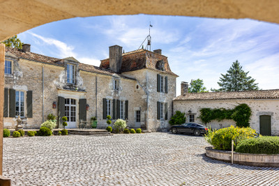 French property for sale in Vélines, Dordogne - €2,925,000 - photo 3