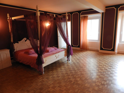 French property for sale in Uzerche, Corrèze - €299,990 - photo 3