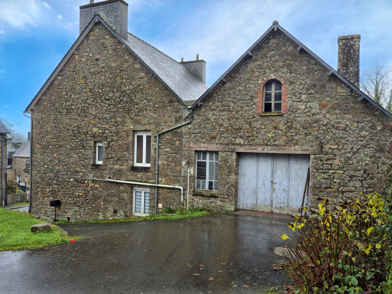French property for sale in Kergrist-Moëlou, Côtes-d'Armor - €95,700 - photo 2