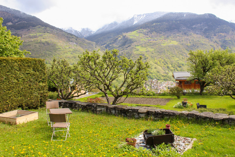 French property for sale in Courchevel, Savoie - €840,000 - photo 4