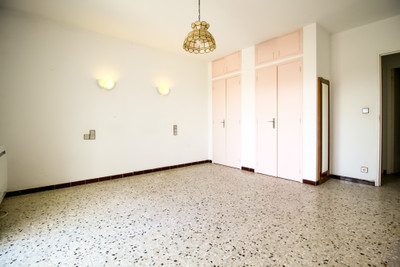 French property for sale in Vaison-la-Romaine, Vaucluse - €320,000 - photo 9