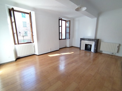 French property for sale in Solliès-Toucas, Var - €123,900 - photo 2