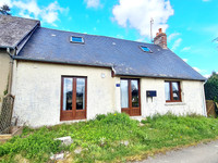 Propriété à vendre à Domfront en Poiraie, Orne - 99 000 € - photo n°1