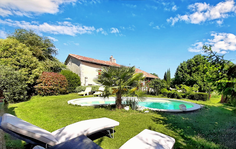 French property for sale in Verteillac, Dordogne - €636,000 - photo 1