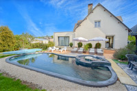 Propriété à vendre à Neuvic, Corrèze - 315 000 € - photo n°1