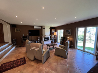 French property for sale in Cotignac, Var - €945,000 - photo 5